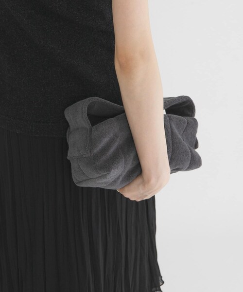 KBF（ケイビーエフ）の「パイルミニBAG（ハンドバッグ・レディース・CHARCOAL/PINK・One）」の6枚目の写真