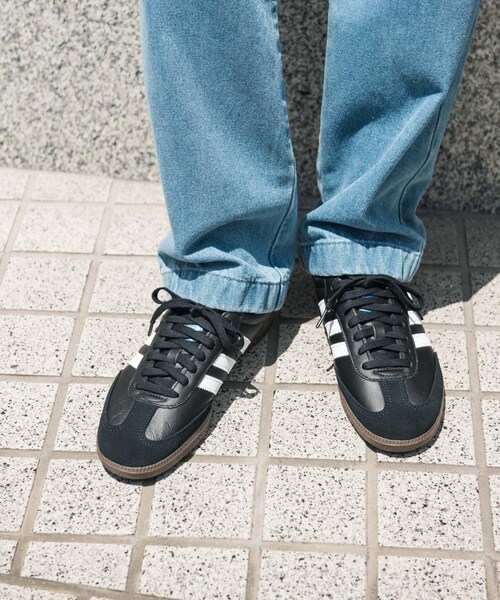 URBAN RESEARCH DOORS(アーバンリサーチドアーズ)の「adidas SAMBA OG(スニーカー・メンズ・コアブラック・25.5/26/26.5/27/27.5/28/28.5/29)」の5枚目の写真