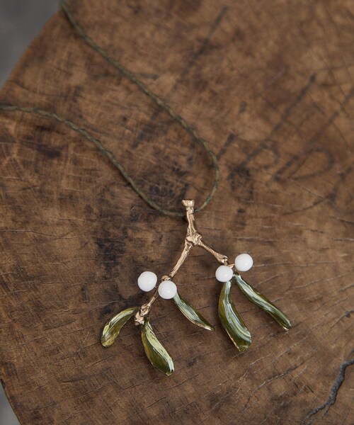 ADAM ET ROPE'（アダムエロペ）の「【J'aDoRe・店舗限定】【Renard Bijoux（レナード ビジュー）】necklace mistletoe（ネックレス・レディース・ホワイト系/ベージュ系・F）」の8枚目の写真