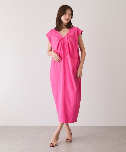 Jayro（ジャイロ）の「フロントデザインワンピース（ワンピース・レディース・ブラック/グリーン/ピンク/イエロー・F）」の4枚目の写真