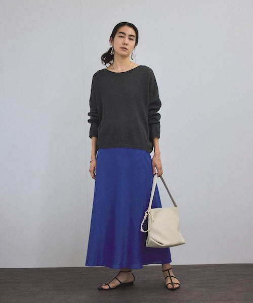 ADAM ET ROPE'（アダムエロペ）の「リネンバイヤススカート［GENTLE LINEN］（スカート・レディース・グレー/ホワイト/ブルー/ブラック/グレー系・F）」の13枚目の写真