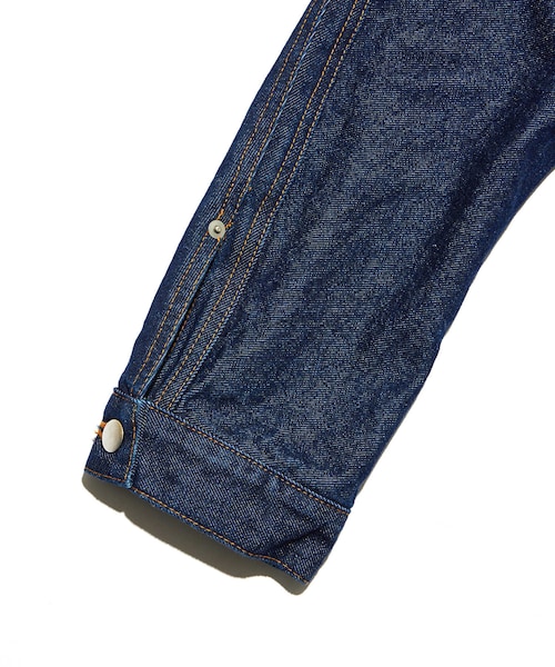 ADAM ET ROPE'(アダムエロペ)の「【NVRFRGT/ネヴァーフォーゲット】DENIM 3D TRUCKER JACKET(デニムジャケット・メンズ・ブラック/ネイビー・1/2)」の9枚目の写真