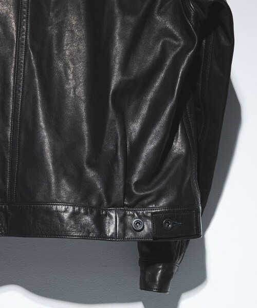 URBAN RESEARCH(アーバンリサーチ)の「A LEATHER TRUCKER JACKET(その他アウター・メンズ・BLACK LUXE・M/L)」の7枚目の写真