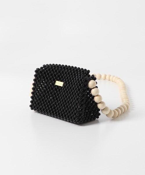 URBAN RESEARCH DOORS(アーバンリサーチドアーズ)の「TOOS wood ball shoulderbag(ショルダーバッグ・レディース・black・one)」の4枚目の写真