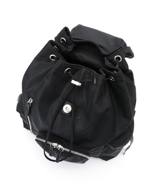 ADAM ET ROPE'(アダムエロペ)の「【WEB限定】フラップポケットリュックサック(バックパック/リュック・レディース・ブラック・F)」の18枚目の写真