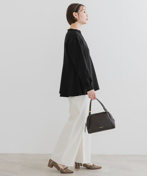 URBAN RESEARCH ROSSO（アーバンリサーチロッソ）の「『UR TECH SMOOTHLUXE』F by ROSSO　サイドペプラムブラウス（シャツ/ブラウス・レディース・BEIGE/C/GRAY/BLACK・Free）」の9枚目の写真