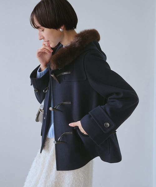 ROPE' PICNIC（ロペピクニック）の「ジャージーメルトンシリーズ ファー付きショートダッフルコート/リンクコーデ（ダッフルコート・レディース・キナリ/ブラウン系/ネイビー・L/M）」の6枚目の写真