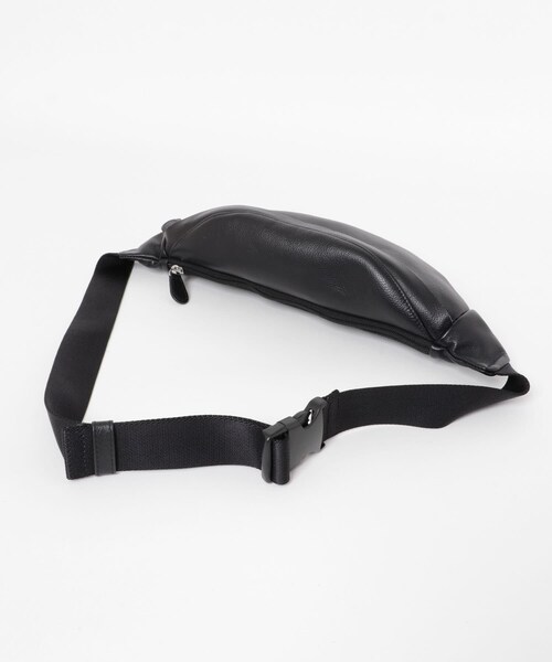 RODE SKO（ロデスコ）の「レザーボディバッグ（ボディバッグ/ウエストポーチ・メンズ・GREIGE/BLACK・one）」の7枚目の写真