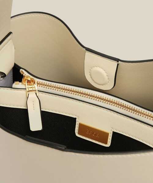 ROPE'(ロペ)の「【E'POR】Y BAG Shoulder Medium【軽量】(ショルダーバッグ・レディース・ライトグレー/キナリ・F)」の12枚目の写真