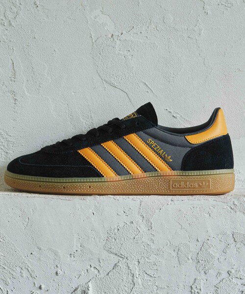 URBAN RESEARCH DOORS(アーバンリサーチドアーズ)の「『一部WEB限定カラー』adidas Exclusive HANDBALLSPEZIAL(スニーカー・レディース・ブラック/イエロー/ホワイト/レッド・23/23.5/24/24.5/25)」の19枚目の写真