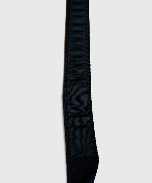 ADAM ET ROPE'(アダムエロペ)の「【HEUGN/ユーゲン】Mike Knit Tie Luigi(ネクタイ・メンズ・ブラック・F)」の4枚目の写真