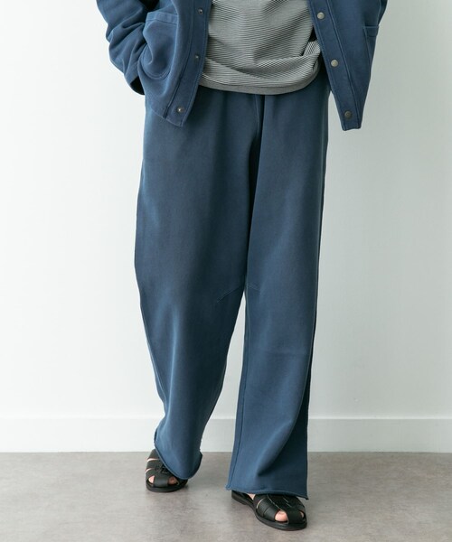 URBAN RESEARCH Sonny Label（アーバンリサーチサニーレーベル）の「スウェットワイドイージーパンツ（スウェットパンツ・メンズ・チャコール/ネイビー・M/L）」の17枚目の写真