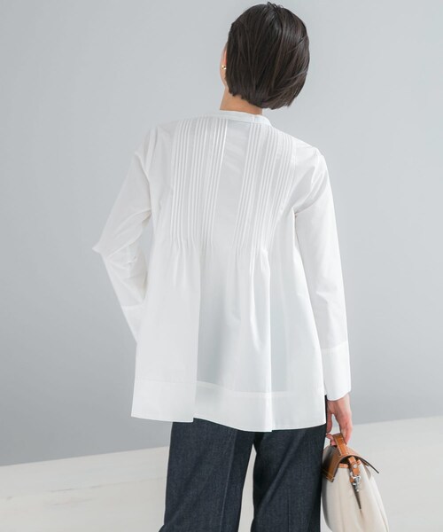 URBAN RESEARCH ROSSO（アーバンリサーチロッソ）の「フレアシルエットピンタックブラウス（シャツ/ブラウス・レディース・OFF WHITE/BLUE・Free）」の13枚目の写真