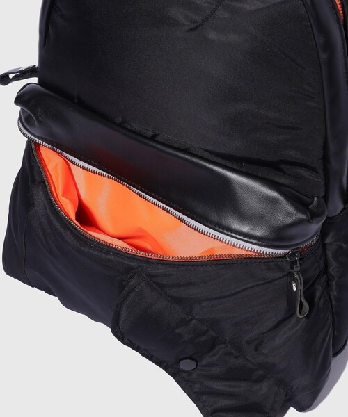 ADAM ET ROPE'（アダムエロペ）の「【MINNESSAK/ミネサック】Backpack（バックパック/リュック・メンズ・ブラック・F）」の12枚目の写真