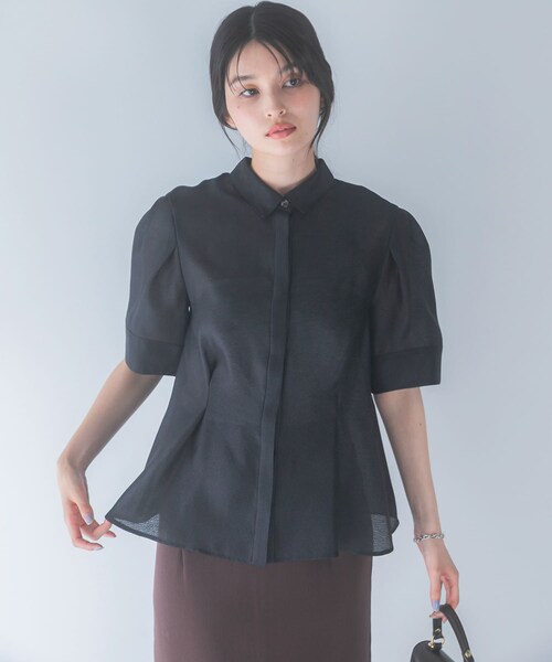 URBAN RESEARCH ROSSO（アーバンリサーチロッソ）の「シアーオーガンジーフォルムシャツ（シャツ/ブラウス・レディース・BLACK/OFF WHITE・Free）」の12枚目の写真