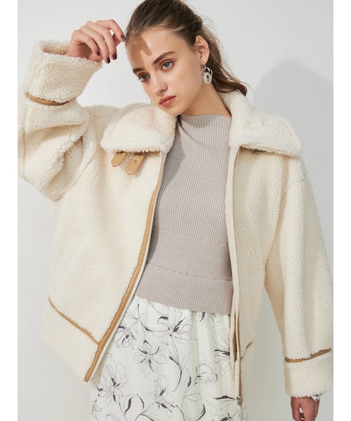 MERCURYDUO（マーキュリーデュオ）の「ボアボンバージャケット