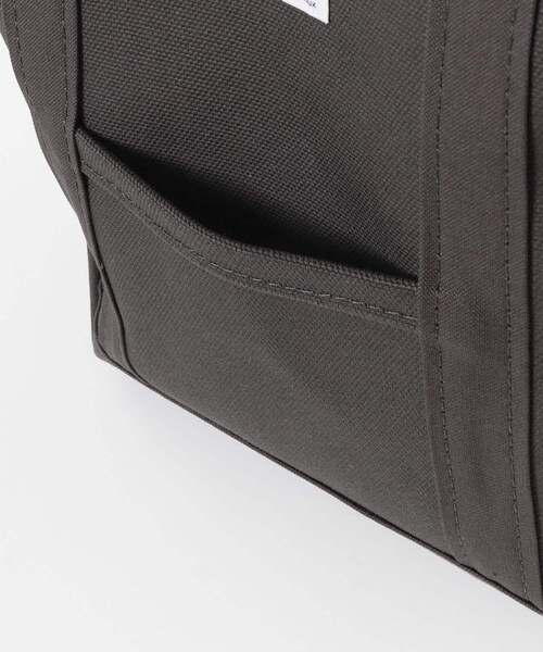 URBAN RESEARCH DOORS（アーバンリサーチドアーズ）の「ORCIVAL　TOTE BAG SMALL（トートバッグ・レディース・CHARCOAL/ICE GREY/CHOCOLATE/ECR×MTD/GRY×KHK・one）」の16枚目の写真