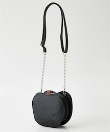 Hello Kitty（ハローキティ）リンゴモチーフショルダーバッグ