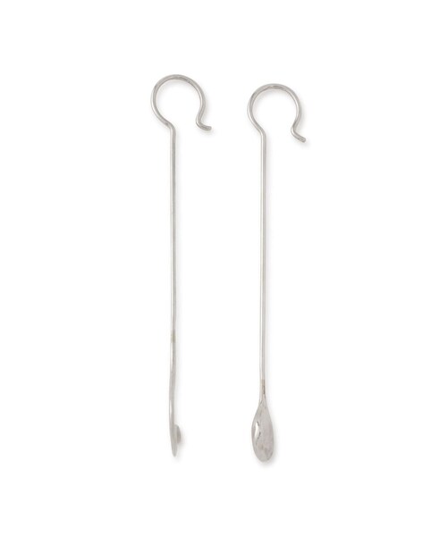 ADAM ET ROPE'(アダムエロペ)の「【公式サイト限定】【Rieuk(リューク)】Tear Earrings(ピアス(両耳用)・レディース・シルバー・F)」の6枚目の写真