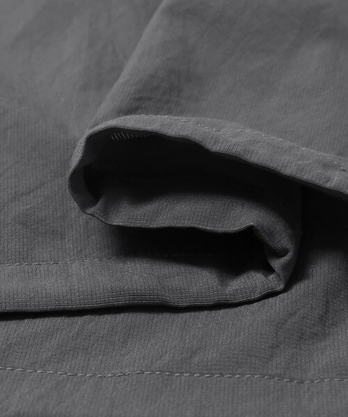 EKAL(エカル)の「DOT AIR SHORT-SLEEVE PULLOVER(シャツ/ブラウス・メンズ・ブラック/グレー/ネイビー・M/L)」の12枚目の写真