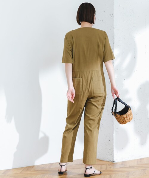 URBAN RESEARCH ROSSO（アーバンリサーチロッソ）の「F by ROSSO　ウエスト切り替えVネックオールインワン（サロペット/オーバーオール・レディース・KHAKI/GRAY・36/38）」の17枚目の写真