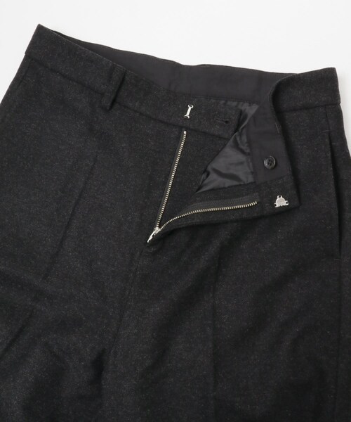ITEMS URBANRESEARCH（アイテムズ アーバンリサーチ）の「ウール混テーパードパンツ（その他パンツ・メンズ・KHK/MOC/BLK・M/L）」の13枚目の写真
