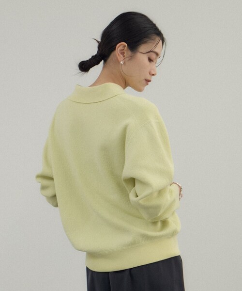 ADAM ET ROPE'（アダムエロペ）の「クレープスウェットライクポロプルオーバー（スウェット・レディース・チャコール/オフホワイト/グリーン系・F）」の17枚目の写真