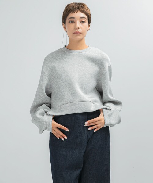URBAN RESEARCH ROSSO（アーバンリサーチロッソ）の「ELENDEEK　TUCK HEM CROPPED CS（Tシャツ/カットソー・レディース・O.WHT/BLK/GRY・FREE）」の22枚目の写真