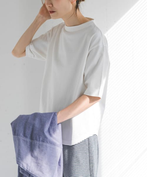 URBAN RESEARCH DOORS(アーバンリサーチドアーズ)の「FORK&SPOON ボトルネックショートスリーブTシャツ(Tシャツ/カットソー・レディース・OFF/NAVY/CAMEL/CRMxGRN/BLACK/TURQUOISE/BEGxBLK・1)」の1枚目の写真