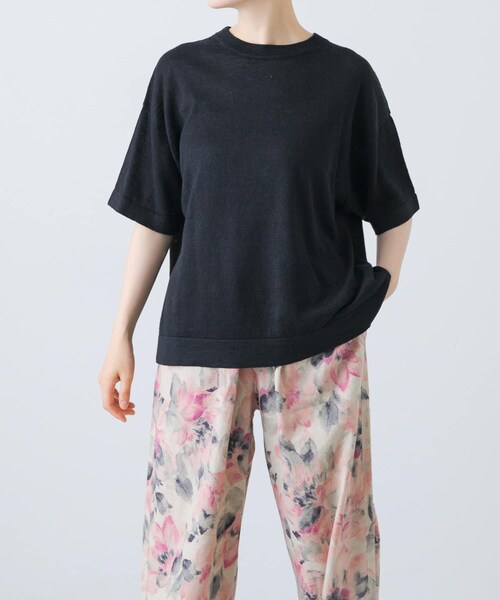 かぐれ（カグレ）の「リネン半袖クルーネックニット（ニット/セーター・レディース・NATURAL/OFF/BLACK・FREE）」の2枚目の写真