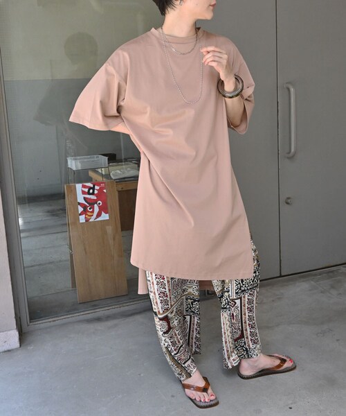 Sheson(シーズン)の「Sheson(シーズン) ディープサイドスリット カットワンピース(ワンピース・レディース・ブラック/カーキ/キャメル/ホワイト/ベリーペリ/グレーベージュ/ブラウン/モカ/テラコッタオレンジ/ダークグリーン/ミルクティベージュ・FREE)」の11枚目の写真