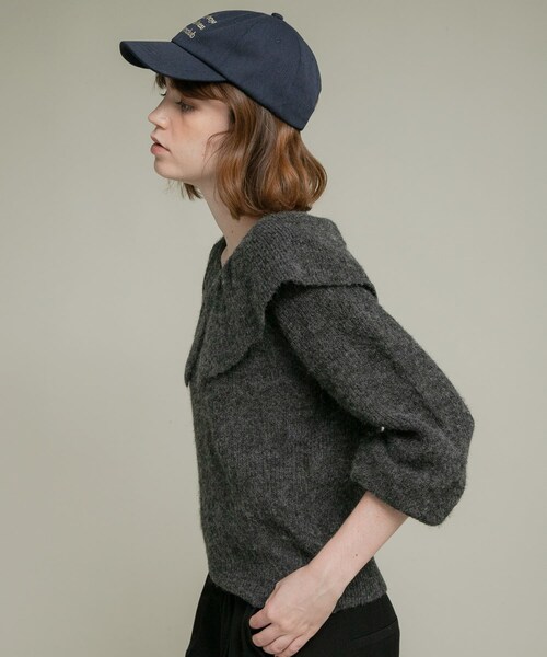 URBAN RESEARCH Sonny Label（アーバンリサーチサニーレーベル）の「『WEB限定』フリルカラーアゼニット（ニット/セーター・レディース・グレー/チャコール/ベージュ・Free）」の18枚目の写真