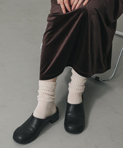 SENSE OF PLACE by URBAN RESEARCH（センスオブプレイスバイアーバンリサーチ）の「ワイドトゥヒールスリッポン（その他シューズ・レディース・BLACK/BROWN・S/M/L）」の4枚目の写真