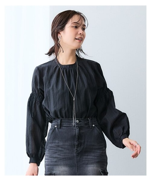 nissen（ニッセン）の「ストライプシアーボリューム袖ブラウス＜大きいサイズ有＞（シャツ/ブラウス・レディース・オフホワイト/黒・S/M/L/LL/3L）」の7枚目の写真