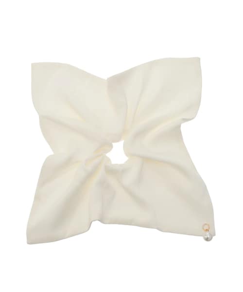 dazzlin（ダズリン）の「サテンパールスクエアシュシュ（シュシュ・レディース・アイボリー/ブラック/ピンク・F）」の8枚目の写真