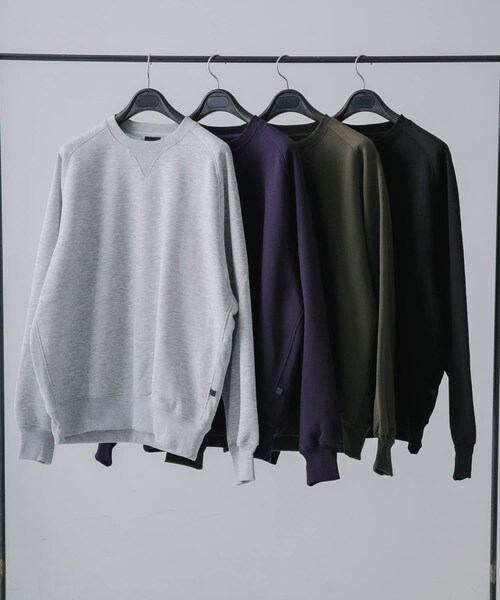 URBAN RESEARCH（アーバンリサーチ）の「DAIWA PIER39　TECH SWEAT CREW FREEDOM SLEEVE（スウェット・メンズ・BLACK/PURPLE/BROWNKHAKI/H GRAY・S/M/L/XL）」の10枚目の写真