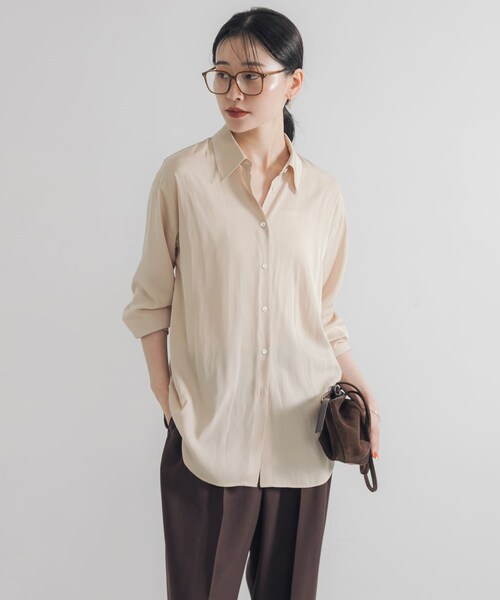 URBAN RESEARCH(アーバンリサーチ)の「レギュラーカラーシルキーシャツ(Tシャツ/カットソー・レディース・OFF/L.BEIGE・FREE)」の16枚目の写真