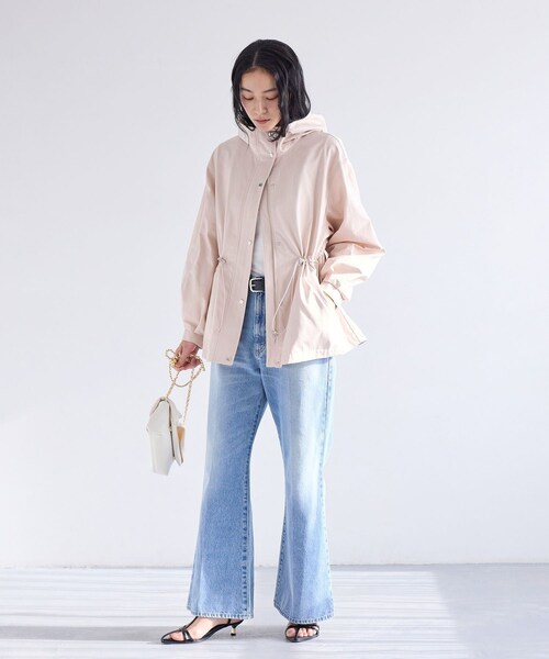 VIS（ビス）の「ウエストマークナイロンジャケット/スプリングマウンテンパーカー（ナイロンジャケット・レディース・オフホワイト/ベージュ/ネイビー/ピンク・F）」の15枚目の写真