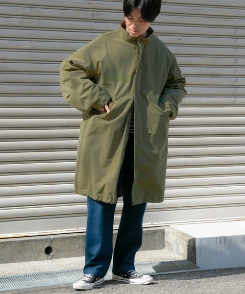 ITEMS URBANRESEARCH(アイテムズ アーバンリサーチ)の「中綿ライナー付 フードレスモッズコート(モッズコート・メンズ・KHK/BLK・M/L)」の2枚目の写真