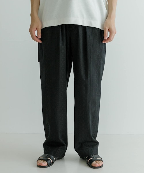 URBAN RESEARCH(アーバンリサーチ)の「SEEALL MANCHESTER PANTS(その他パンツ・メンズ・BLK×BLK/WHT×WHT・3/4)」の3枚目の写真