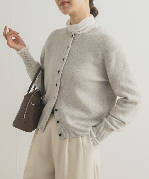 URBAN RESEARCH DOORS（アーバンリサーチドアーズ）の「ウールサテン釦コンパクトカーディガン（カーディガン/ボレロ・レディース・L/GRAY/YELLOW/TOP GRAY・M）」の7枚目の写真