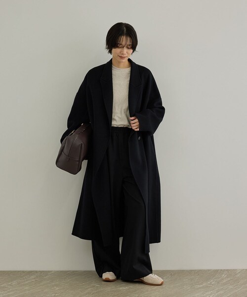 ADAM ET ROPE'(アダムエロペ)の「Super140's シャルムリバーロングコート(チェスターコート・レディース・ブラック/ブラウン/ベージュ系・M/S)」の20枚目の写真
