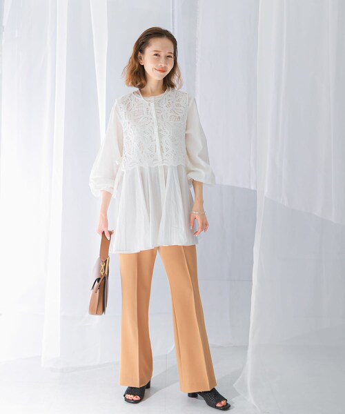 URBAN RESEARCH ROSSO（アーバンリサーチロッソ）の「ボリュームフレアートップス（シャツ/ブラウス・レディース・off/green・FREE）」の7枚目の写真