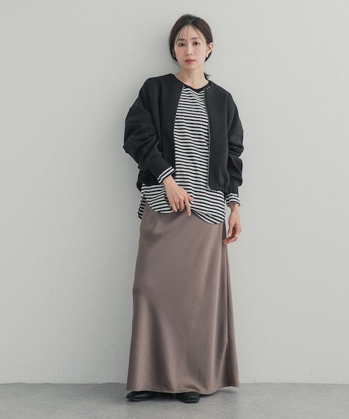 URBAN RESEARCH DOORS（アーバンリサーチドアーズ）の「コットンラウンドヘムカットソー（Tシャツ/カットソー・レディース・OFF/BORDER・S/M）」の21枚目の写真