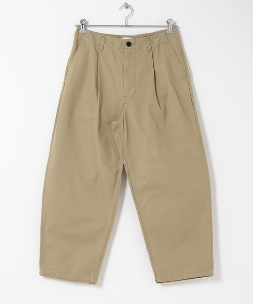 URBAN RESEARCH DOORS（アーバンリサーチドアーズ）の「STILL BY HAND　SELVEDGE 1 PLEAT PANTS（その他パンツ・メンズ・BEIGE/BLACK NAVY・44/46/48）」の9枚目の写真