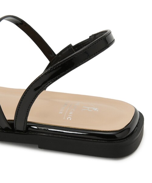 ROPE' PICNIC（ロペピクニック）の「スキニーストラップフラットサンダル（サンダル・レディース・オフホワイト/ブラック/シルバー/ゴールド・24.0/23.0）」の17枚目の写真