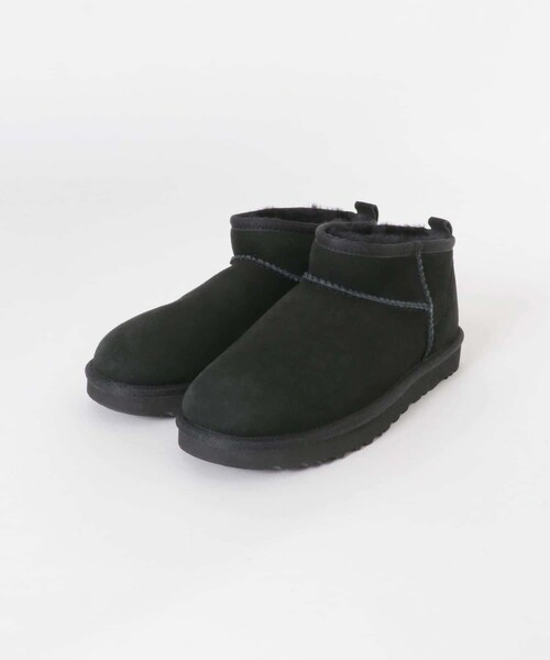 URBAN RESEARCH（アーバンリサーチ）の「UGG　CLASSIC ULTRA MINI（ブーツ・レディース・BLACK/CHESTNUT・22/23/24/25）」の17枚目の写真