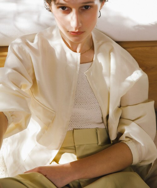 URBAN RESEARCH ROSSO（アーバンリサーチロッソ）の「オーガンジーシアーブルゾン（ブルゾン・レディース・CHARCOAL/CREAM・FREE）」の4枚目の写真