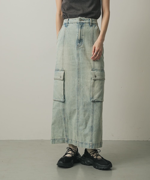 SENSE OF PLACE by URBAN RESEARCH（センスオブプレイスバイアーバンリサーチ）の「カーゴデニムスカート（デニムスカート・レディース・L.INDIGO/D.INDIGO・S/M）」の2枚目の写真