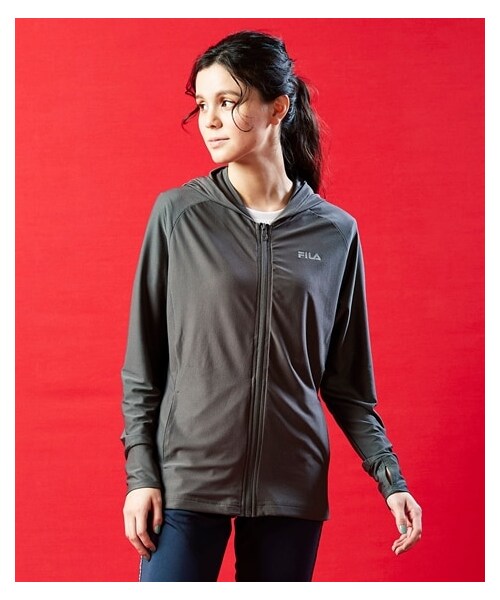 nissen（ニッセン）の「大きいサイズパーカー（吸汗速乾・UVカット）／FILA（スウェット・レディース・グレイッシュピンク/ダークグレー/ネイビー・L/LL/3L/4L/5L/6L/8L/10L）」の5枚目の写真
